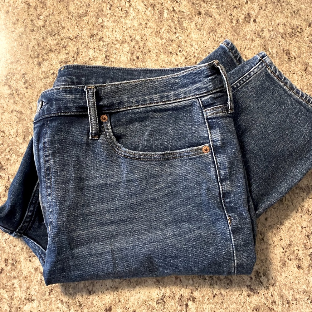 Gap Cigarette High Rise Jeans in Dark Medium Blue